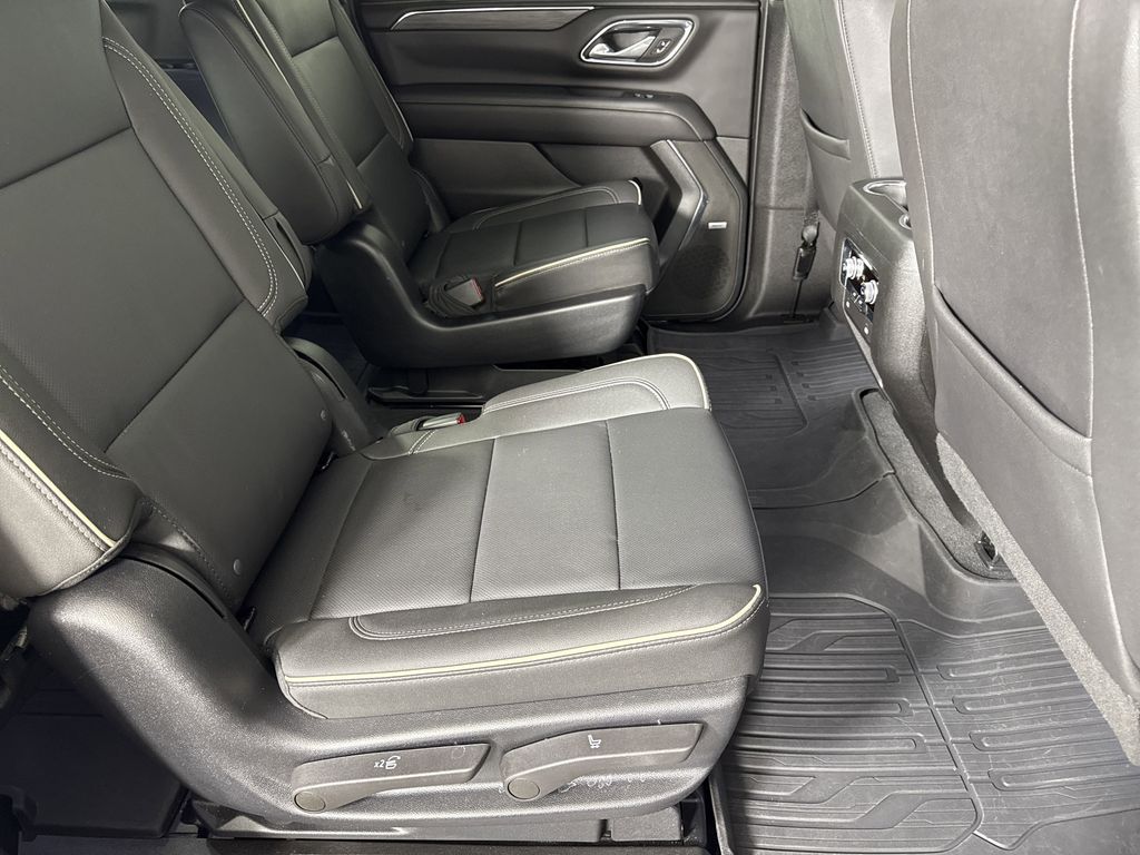 used 2023 GMC Yukon XL car, priced at $55,697
