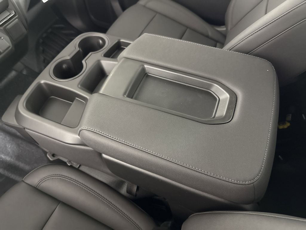 new 2025 GMC Sierra 1500 car, priced at $33,145