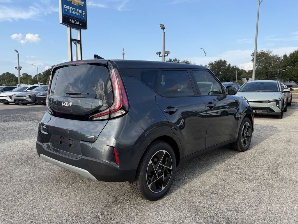 new 2025 Kia Soul car, priced at $25,042