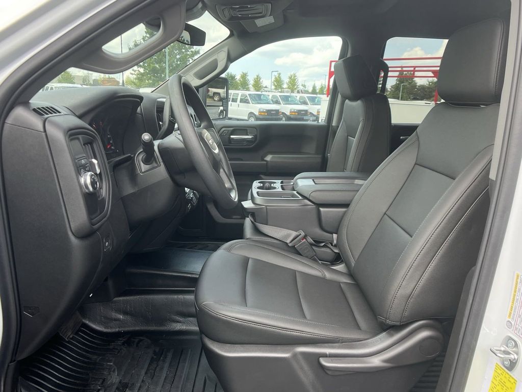 new 2024 GMC Sierra 2500HD car, priced at $46,133
