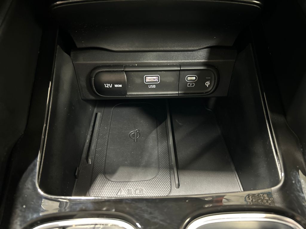 used 2023 Kia Telluride car, priced at $38,127