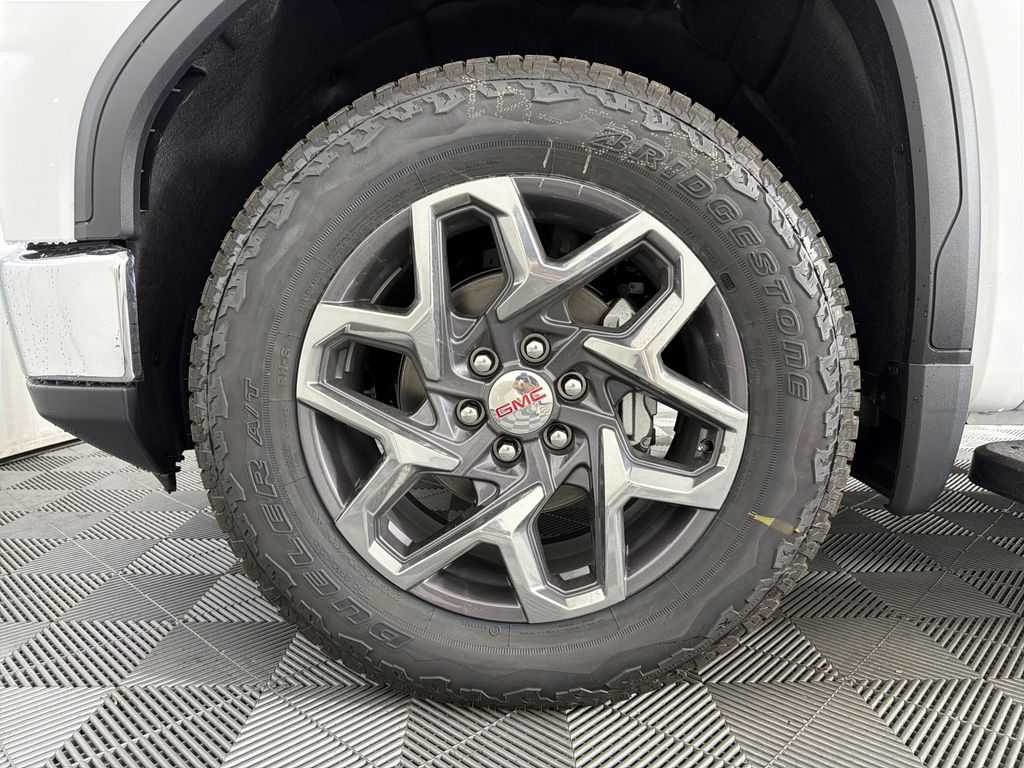 new 2026 GMC Sierra 1500 car, priced at $60,925