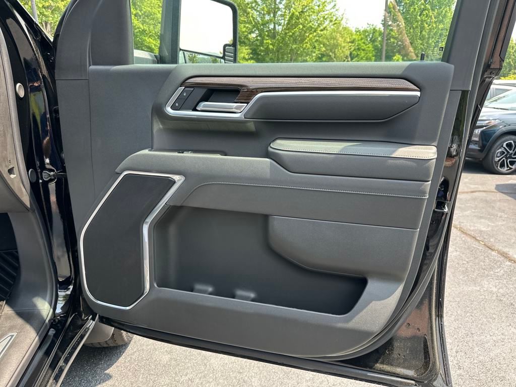 new 2025 Chevrolet Silverado 2500HD car, priced at $64,990