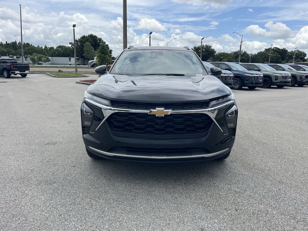new 2025 Chevrolet Trax car, priced at $22,862