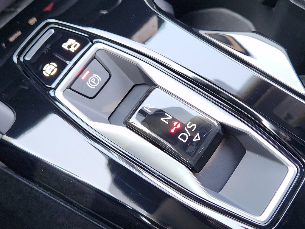 new 2025 Audi Q5 car, priced at $60,975