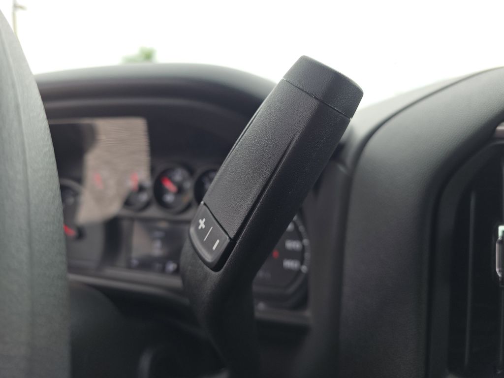 new 2025 Chevrolet Silverado 1500 car, priced at $33,930