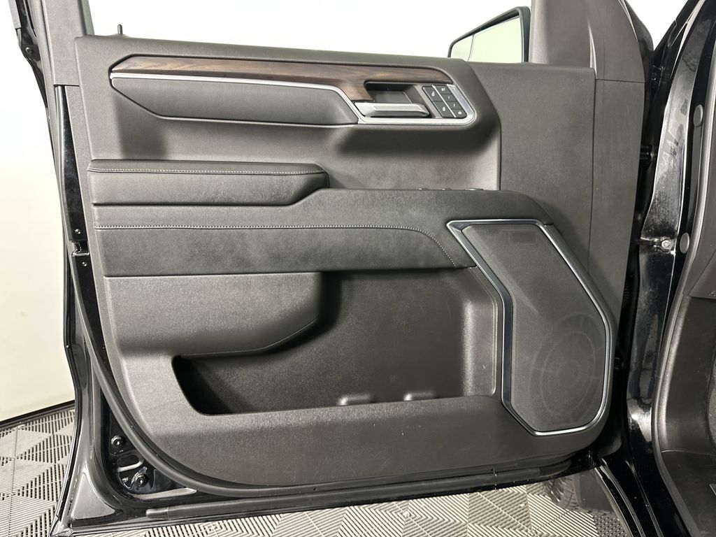 used 2024 GMC Sierra 1500 car, priced at $48,988
