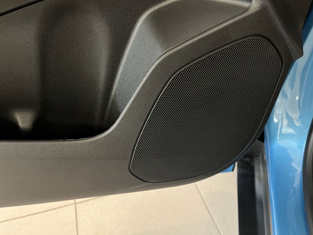 new 2025 Chevrolet Trax car, priced at $27,048