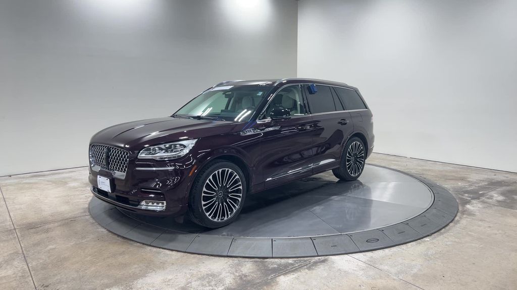 used 2024 Lincoln Aviator car, priced at $67,914