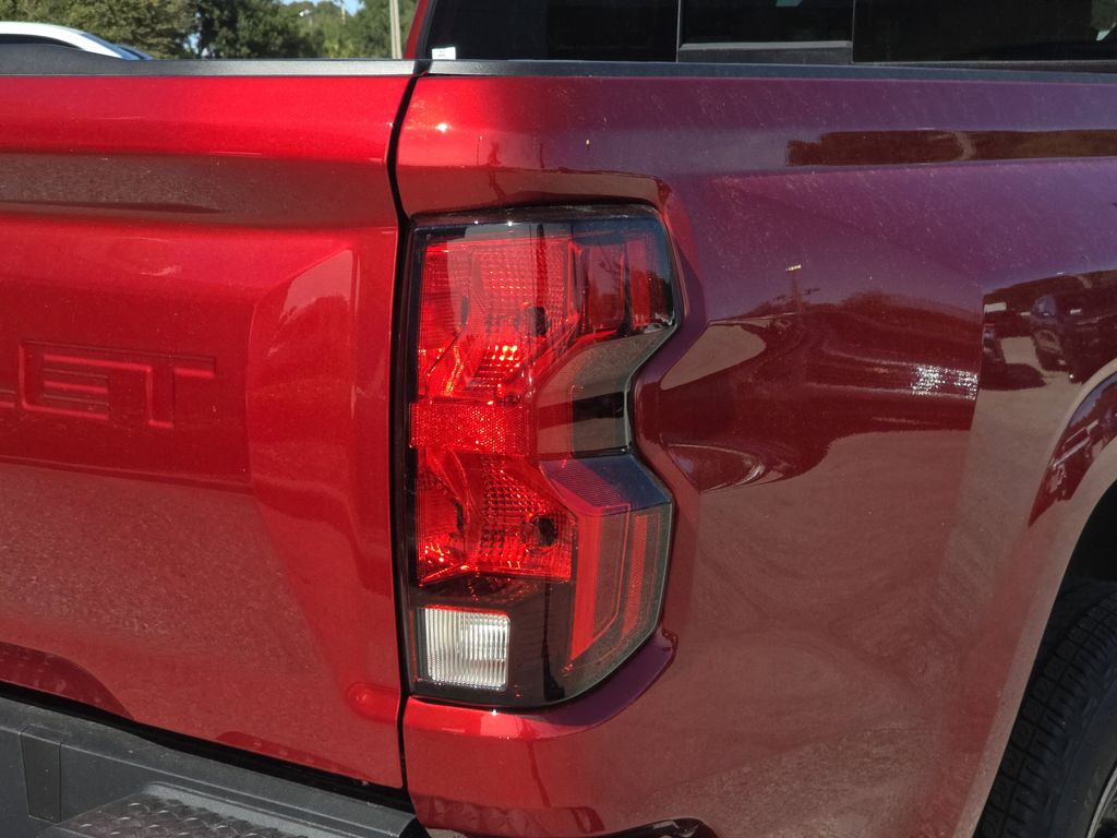 new 2026 Chevrolet Colorado car, priced at $29,500