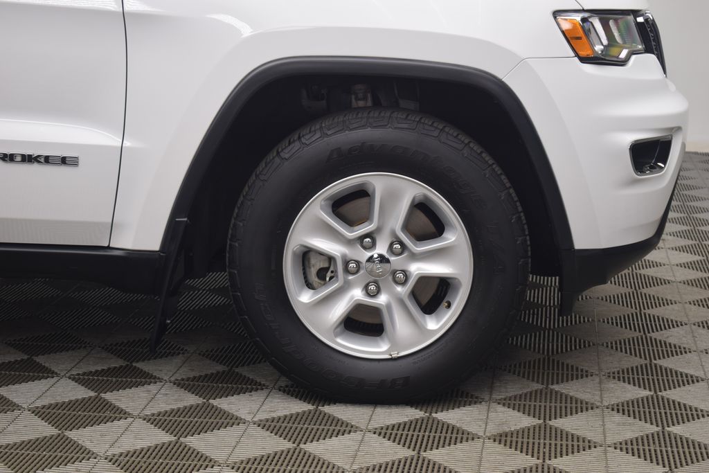 used 2017 Jeep Grand Cherokee car, priced at $16,000