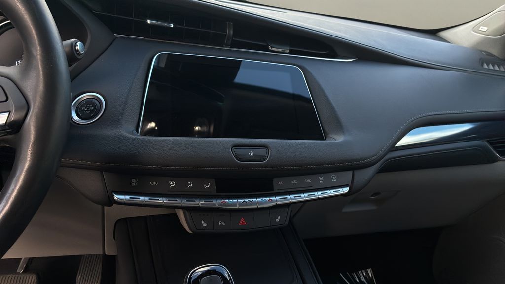 used 2023 Cadillac XT4 car, priced at $28,800