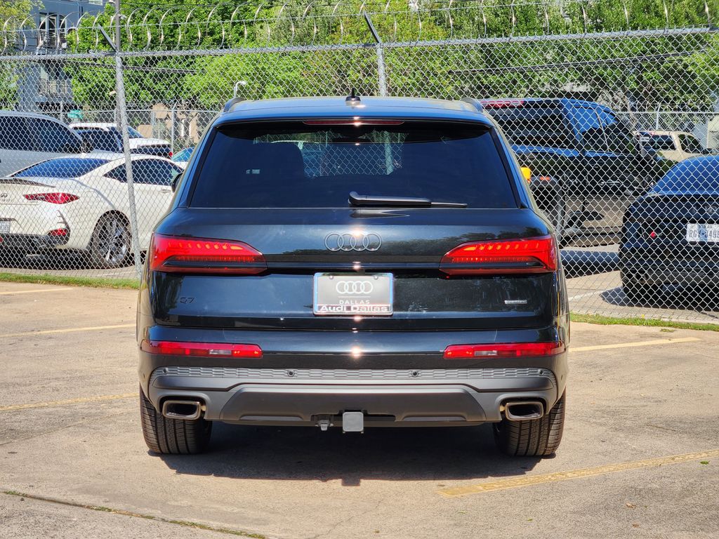 new 2025 Audi Q7 car, priced at $83,750