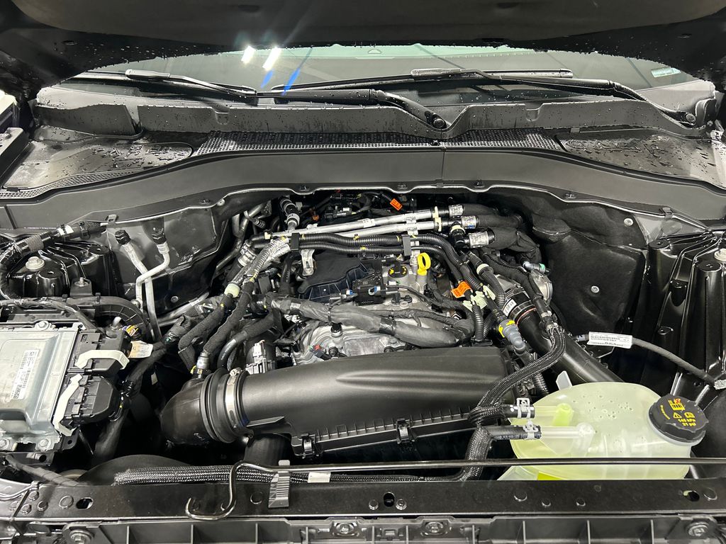 new 2025 Ford Explorer car, priced at $45,826