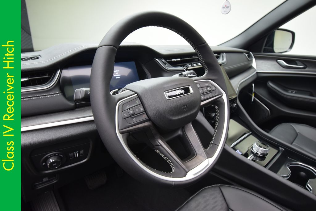 new 2025 Jeep Grand Cherokee L car, priced at $48,064