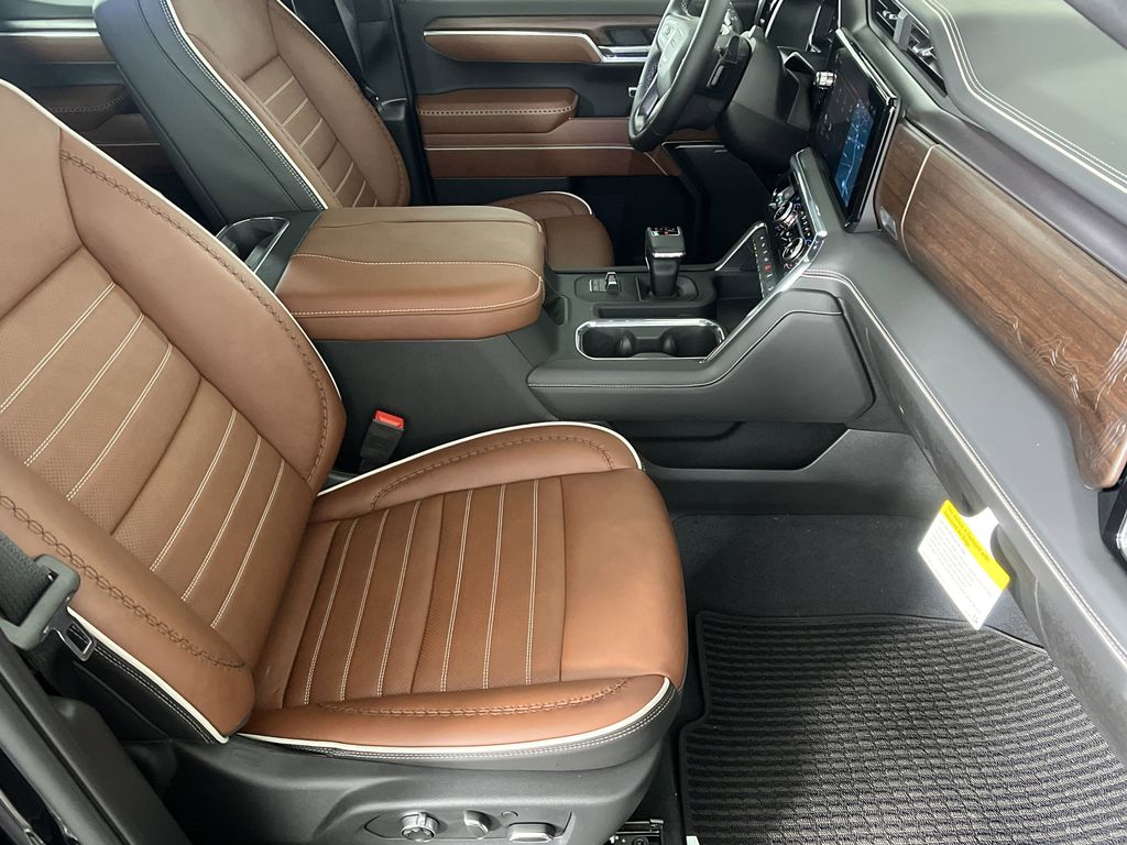new 2025 GMC Sierra 1500 car, priced at $78,239