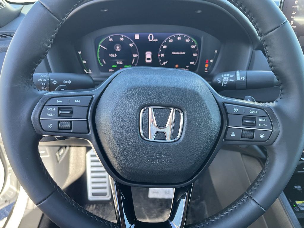 new 2025 Honda Accord Hybrid car, priced at $35,205