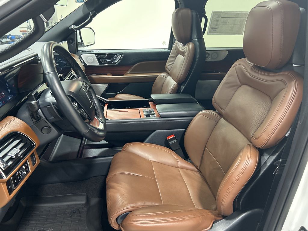 used 2024 Lincoln Navigator L car, priced at $76,329