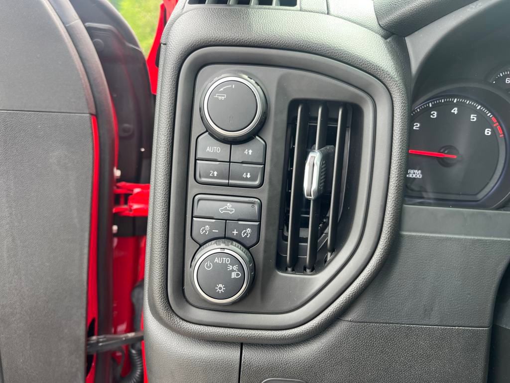 used 2020 Chevrolet Silverado 1500 car, priced at $29,143