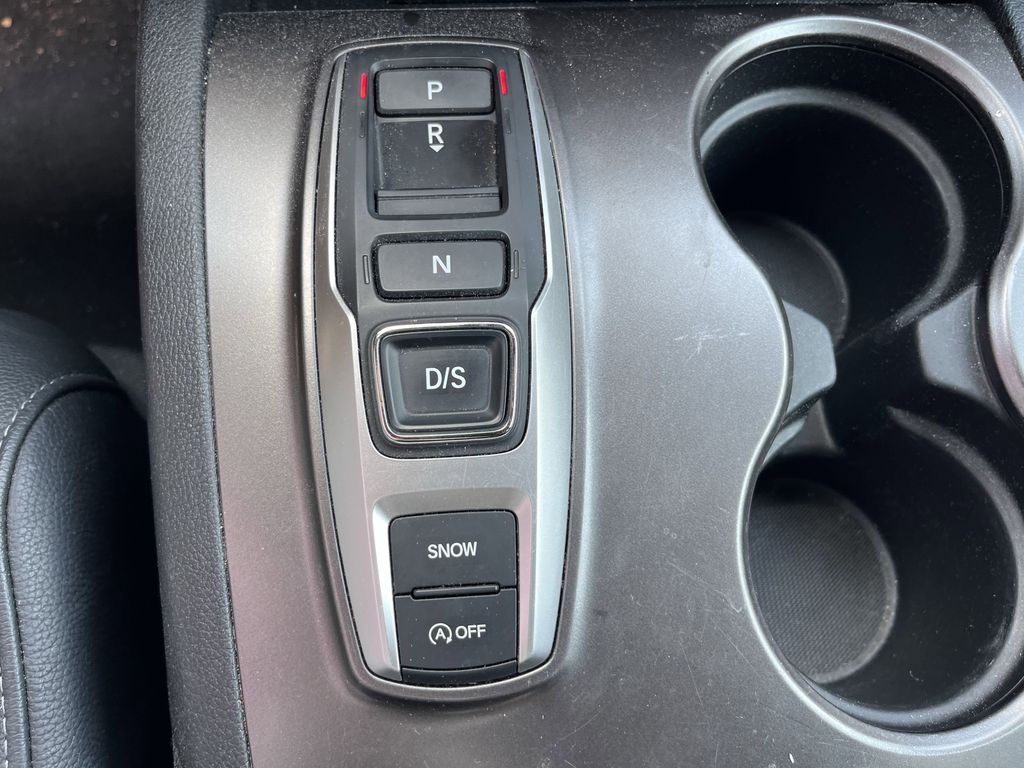 used 2022 Honda Passport car, priced at $28,592