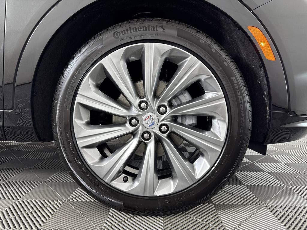 new 2025 Buick Envista car, priced at $31,085