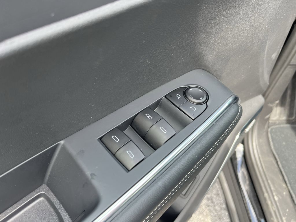 new 2025 GMC Acadia car, priced at $47,465