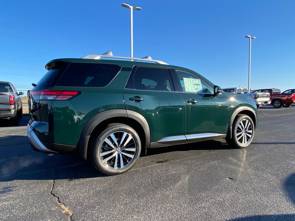 new 2025 Nissan Pathfinder car, priced at $50,068