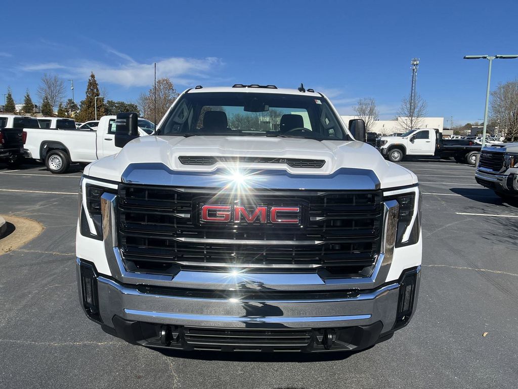 new 2025 GMC Sierra 2500HD car, priced at $47,489