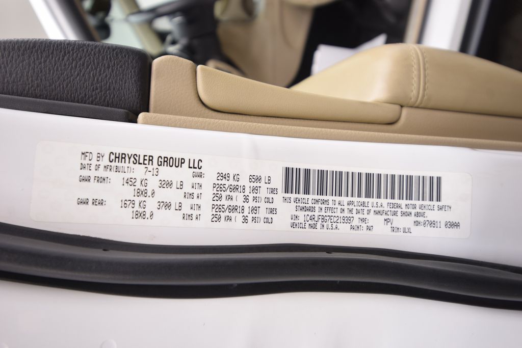 used 2014 Jeep Grand Cherokee car, priced at $9,095