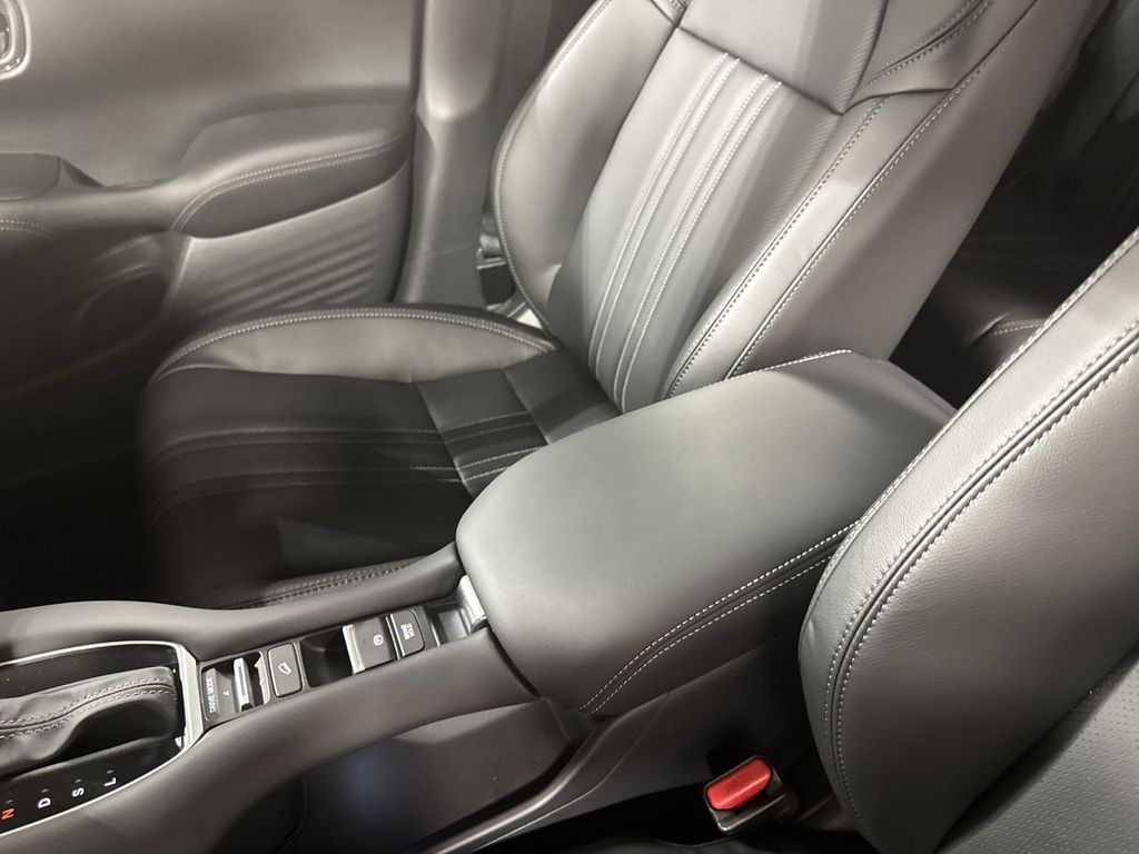 new 2026 Honda HR-V car, priced at $31,900