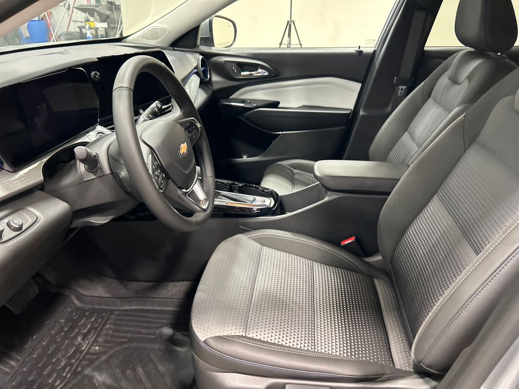 used 2024 Chevrolet Trax car, priced at $22,978
