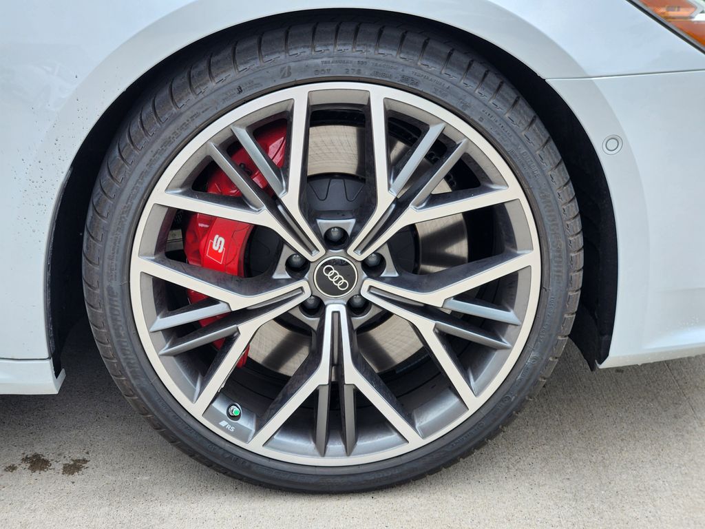 new 2025 Audi S7 car, priced at $100,600