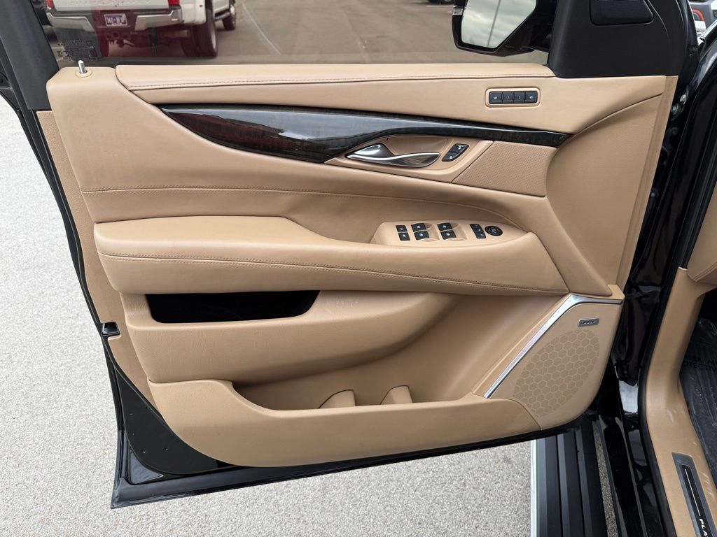 used 2019 Cadillac Escalade car, priced at $27,377