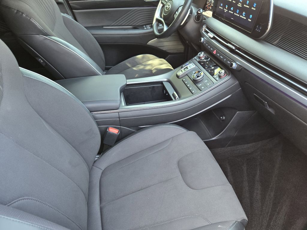 used 2024 Hyundai Palisade car, priced at $45,742