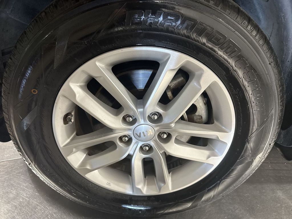 used 2015 Kia Sorento car, priced at $12,185