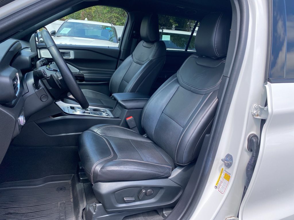 used 2022 Ford Explorer car, priced at $39,995