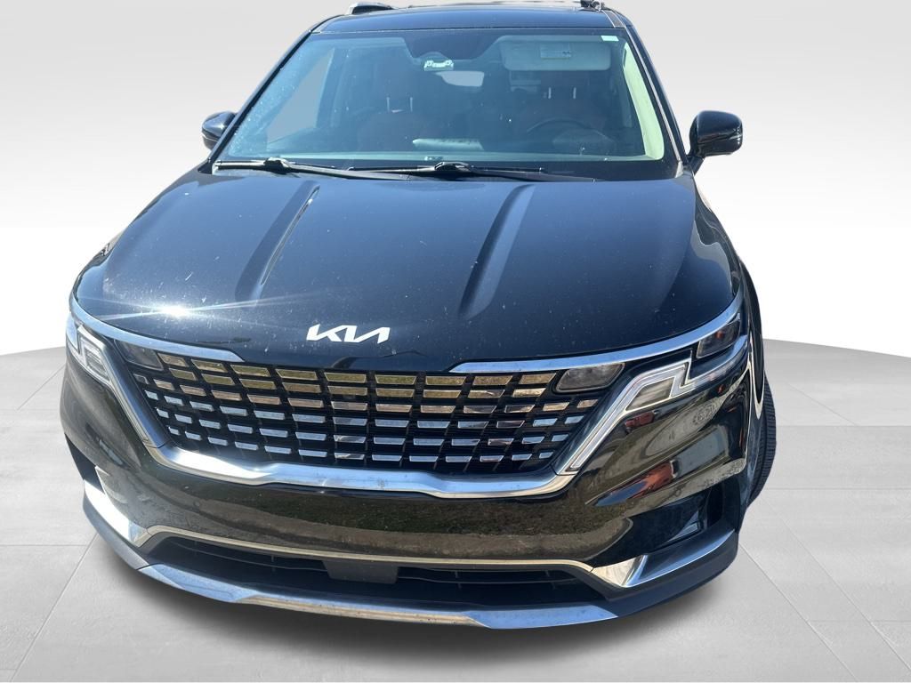 used 2024 Kia Carnival car, priced at $37,991