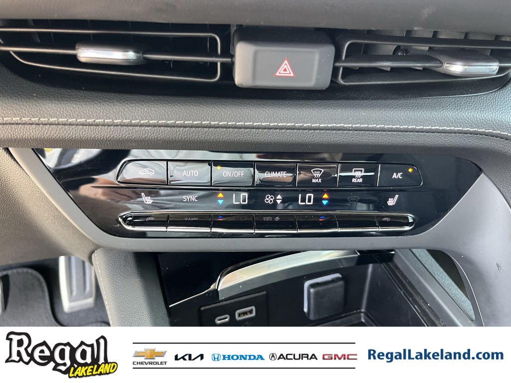 used 2023 Buick Envision car, priced at $26,591