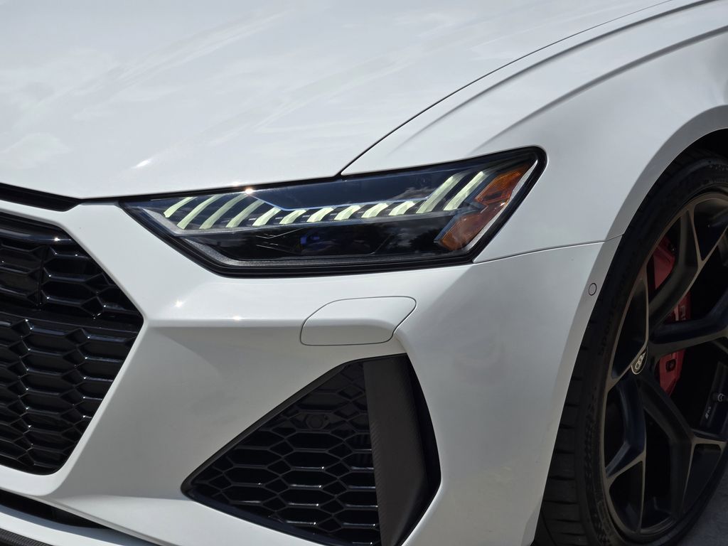 used 2025 Audi RS 6 Avant performance car, priced at $130,495