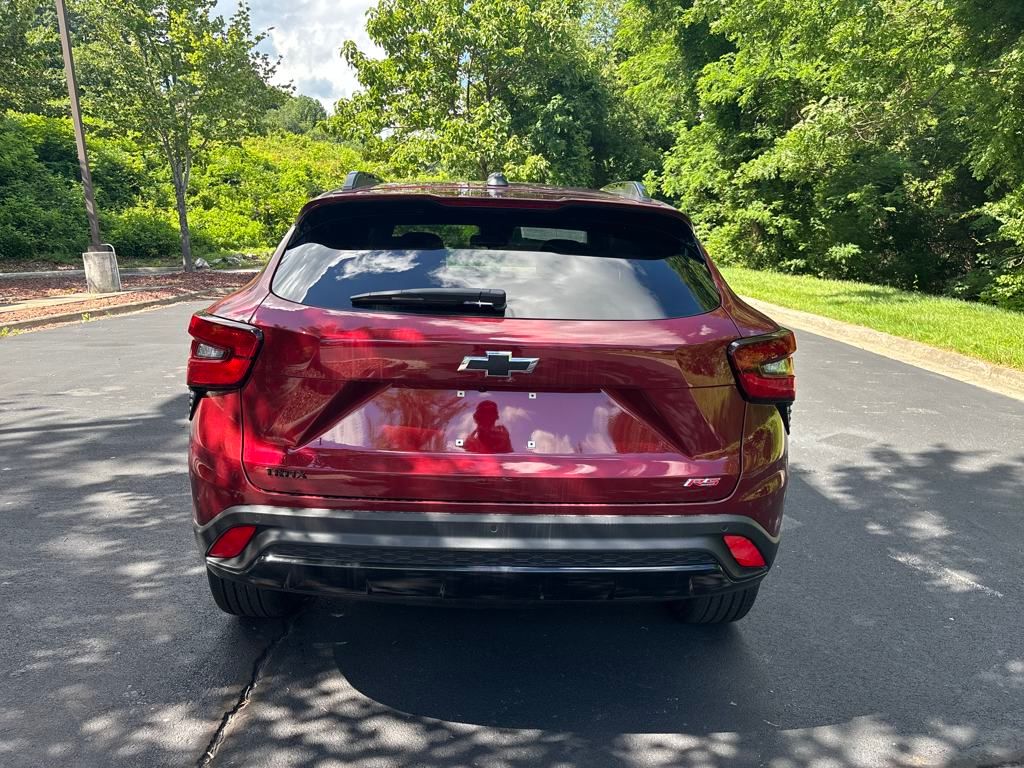 new 2025 Chevrolet Trax car, priced at $26,690