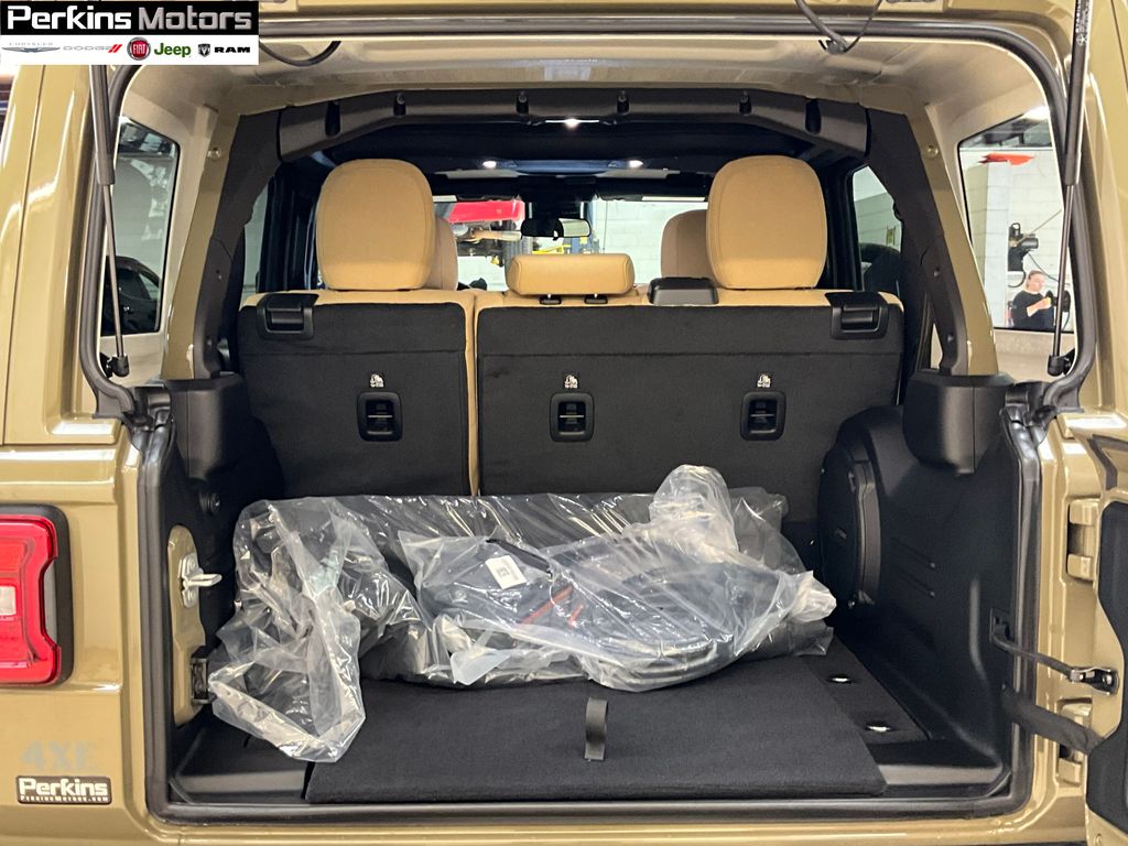new 2025 Jeep Wrangler car, priced at $59,217