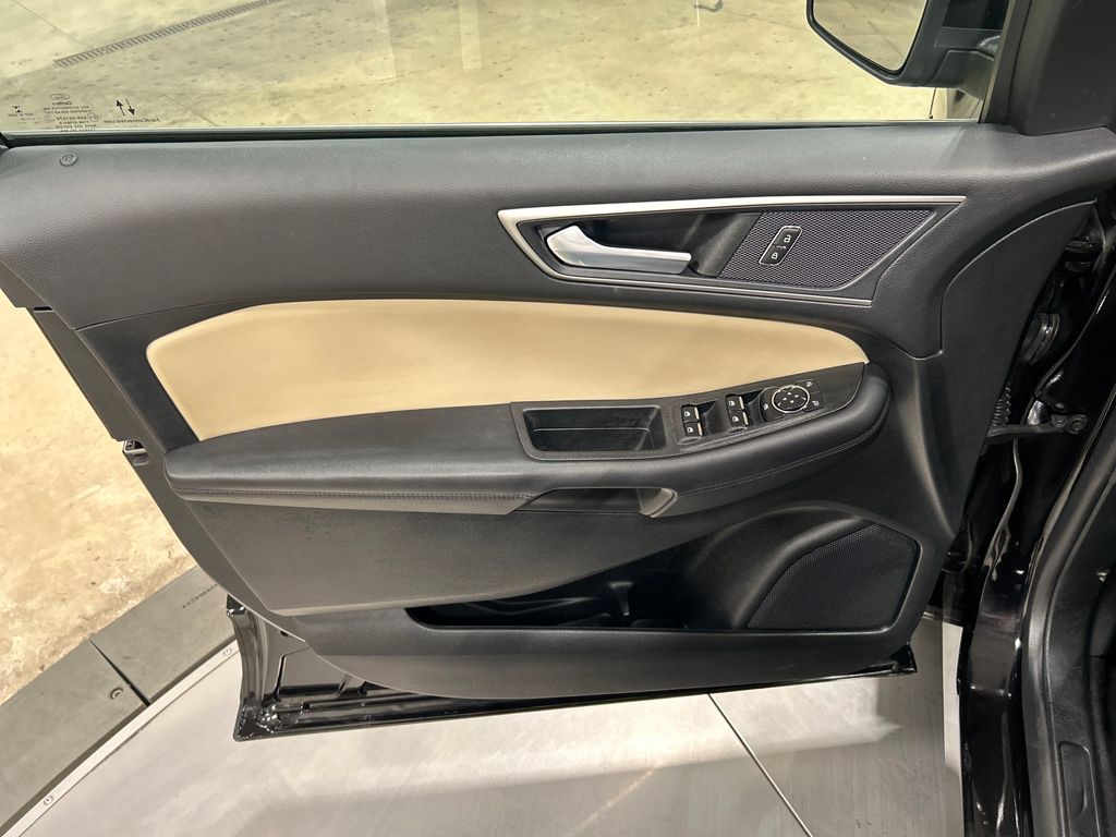 used 2022 Ford Edge car, priced at $28,540
