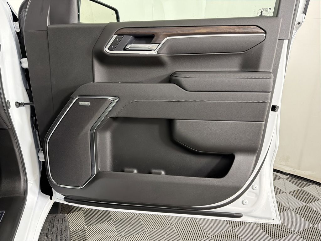 new 2026 GMC Sierra 1500 car, priced at $60,925