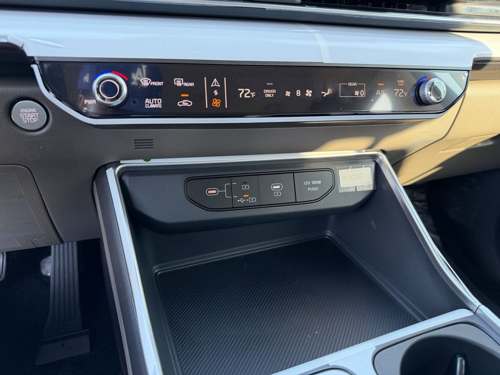 new 2026 Kia Carnival Hybrid car, priced at $38,702