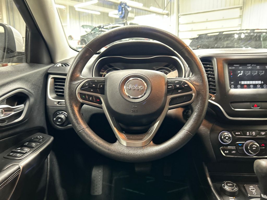 used 2019 Jeep Cherokee car, priced at $15,525