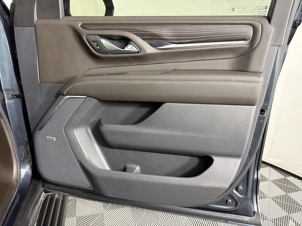 used 2022 GMC Yukon car, priced at $59,995