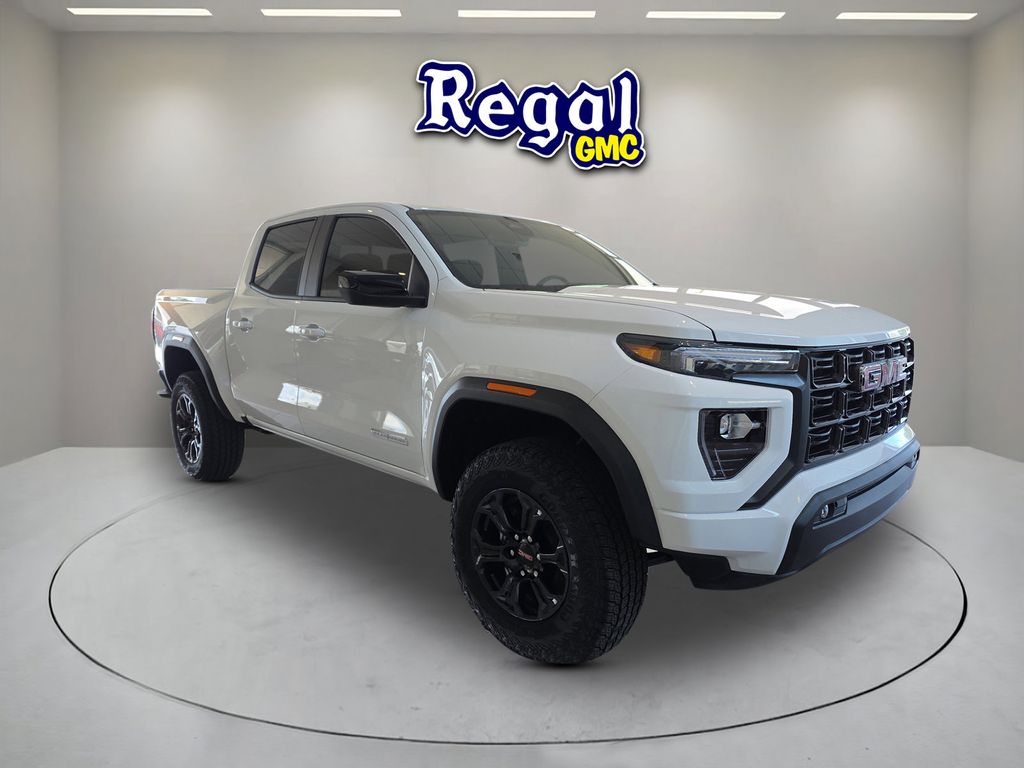 new 2025 GMC Canyon car, priced at $38,907