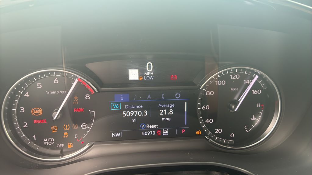 used 2023 Cadillac XT5 car, priced at $31,000