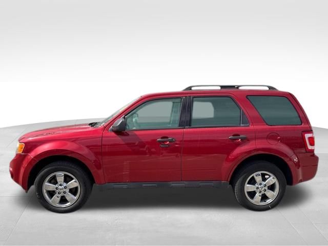 used 2009 Ford Escape car, priced at $5,751