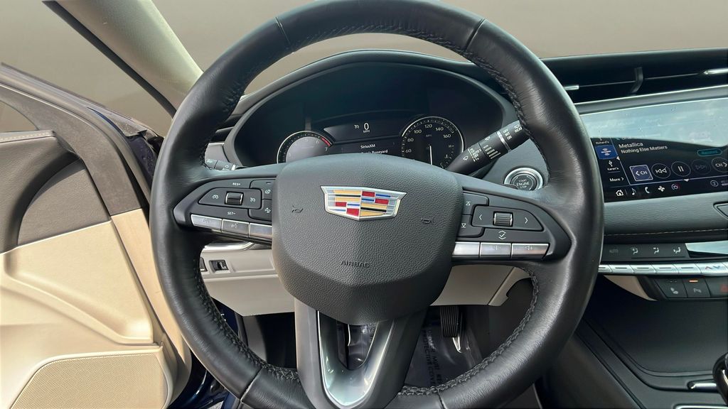 used 2020 Cadillac XT4 car, priced at $24,956